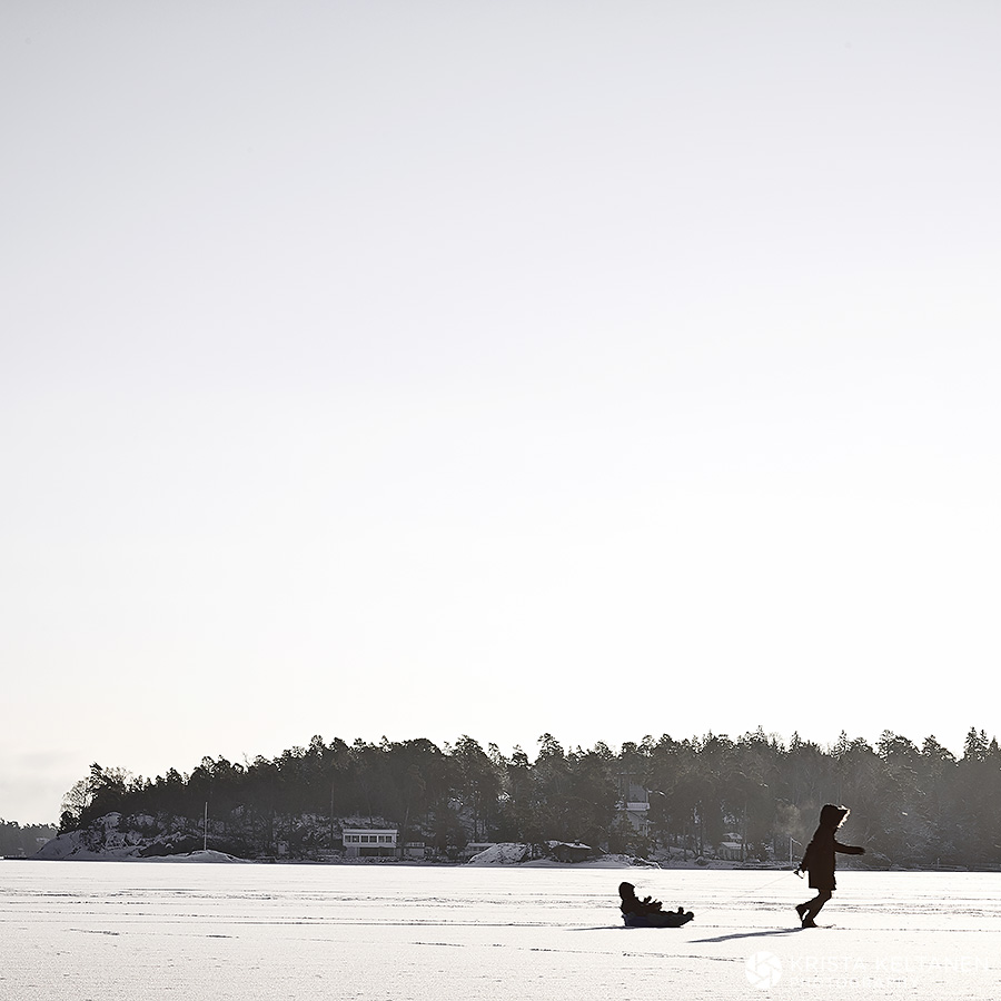 01-on-the-ice-helsinki-finland-photo-krista-keltanen-06